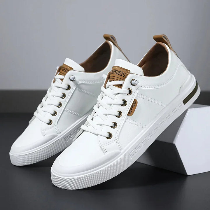 Men's stylish two-tone low-top sneakers for casual comfort & urban everyday wear.