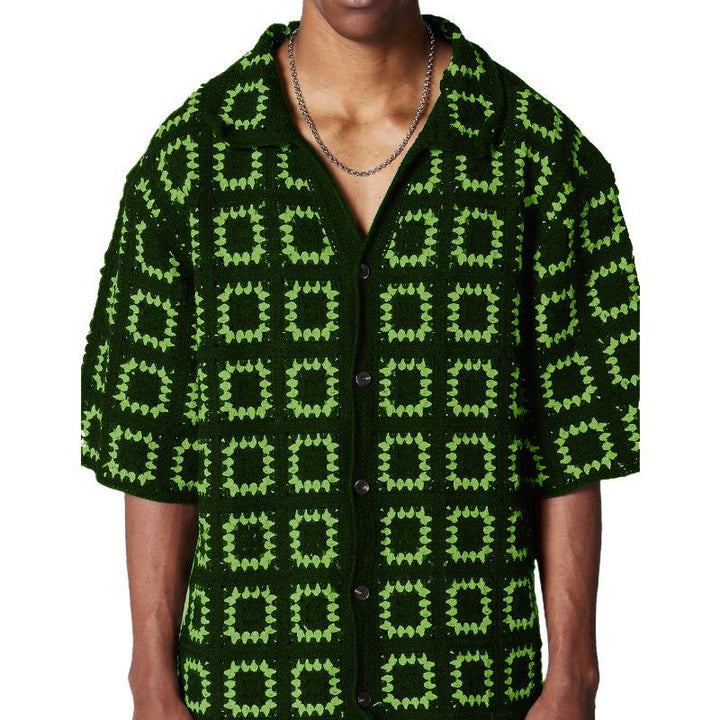 Textured men's shirt, short sleeve, featuring a stylish geometric knit design and button front