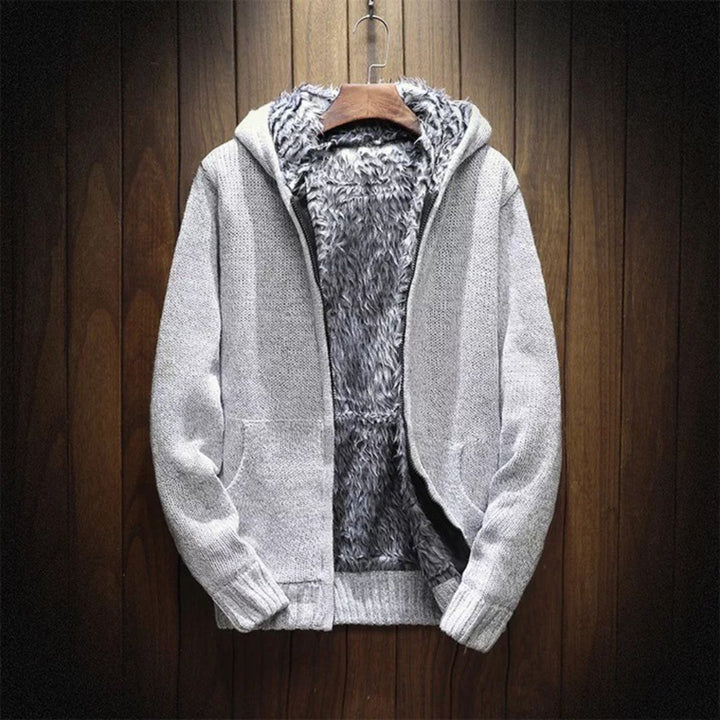Warm men's fur-lined zipper hoodie made of soft cotton, ideal for cold weather.