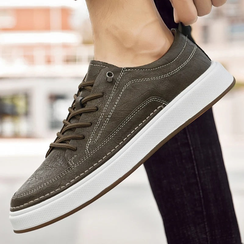 Men's black cowhide leather sneakers, versatile casual footwear for any outfit