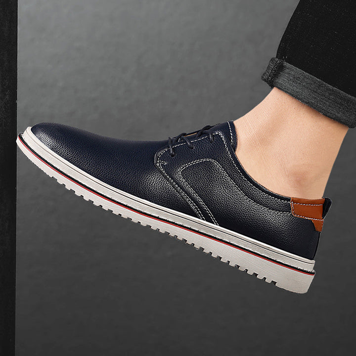 Men's urban loafers street style, brown, with practical laces, for an edgy look