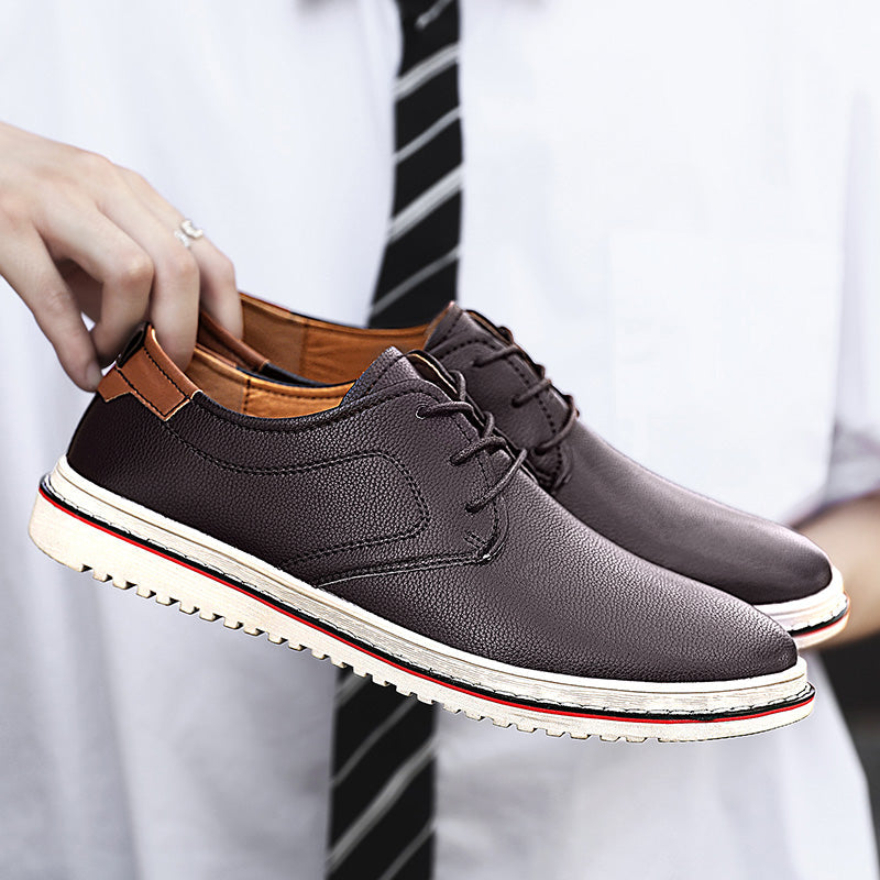 Men's urban loafers in a classic oxblood color, with functional laces, a fashionable choice