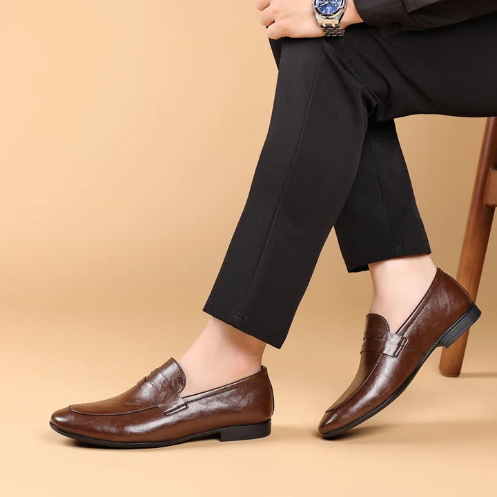 Men's Verona leather loafers, a durable and fashionable choice for men's footwear