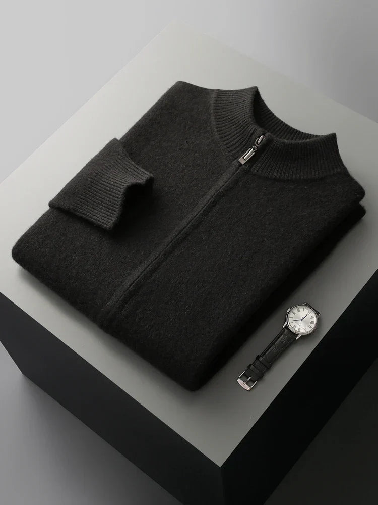 Verona men's cardigan, close-up of the collar and ribbed cuffs, merino wool.