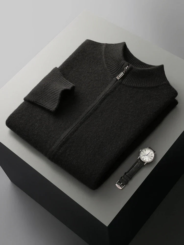 Verona men's cardigan, close-up of the collar and ribbed cuffs, merino wool.
