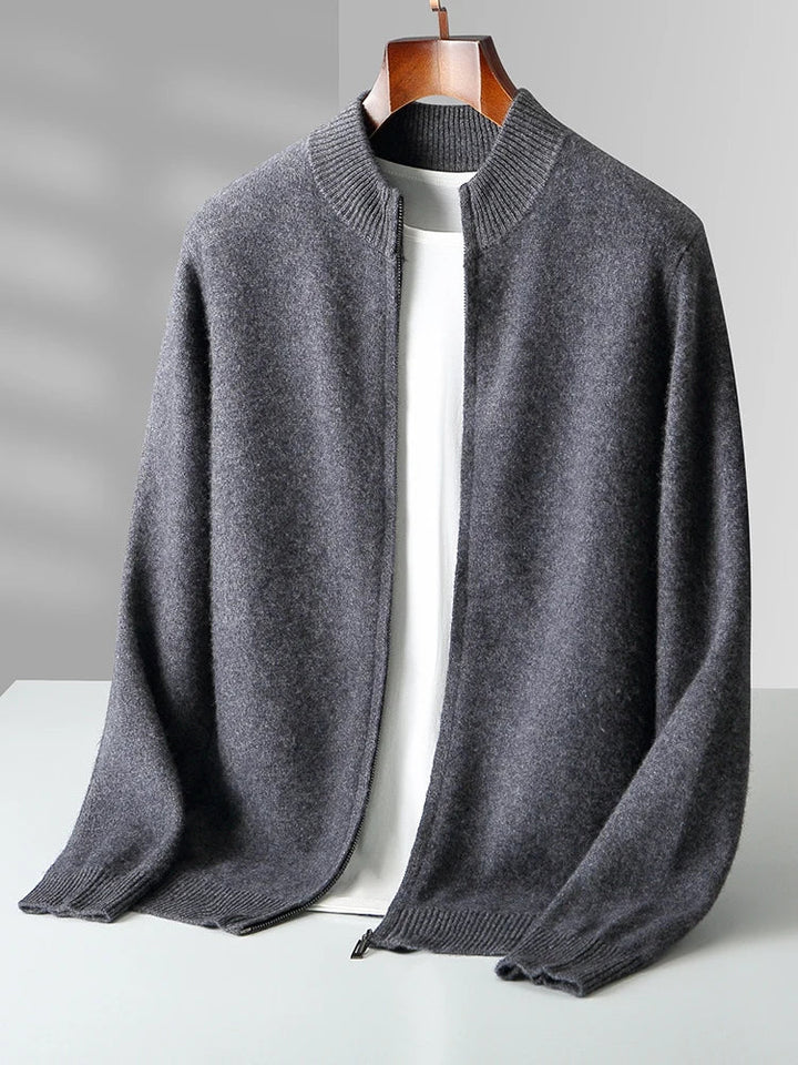 Close-up of the Verona men's merino wool cardigan texture, showcasing fine knitwear.