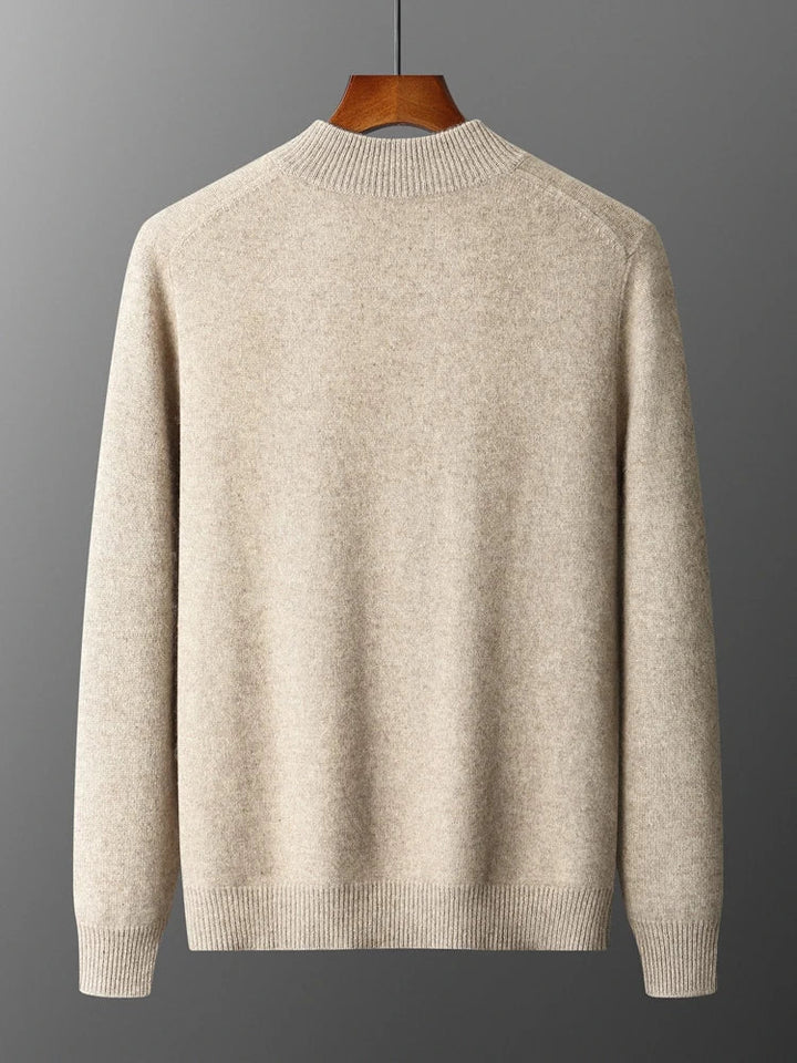 Detailed shot of the full-zip closure on the Verona men's merino wool sweater.