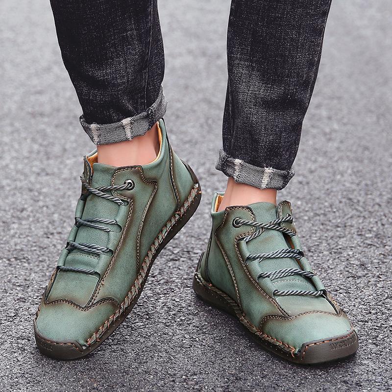Men's casual leather boots with an orthopedic design, vintage loafer style for everyday comfort.