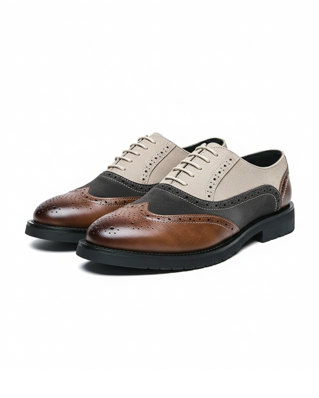 Men's vintage leather oxford brogue shoes, classic formal dress footwear with intricate detailing for a sophisticated look.