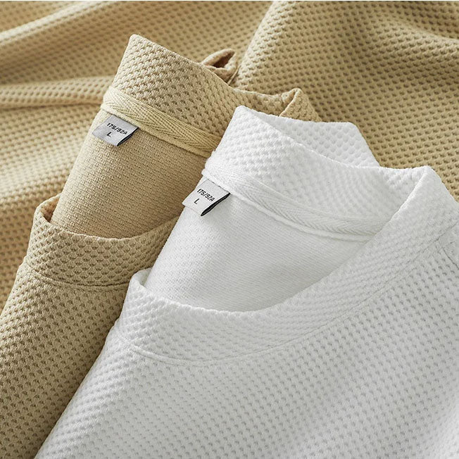 Men's spring/summer waffle texture t-shirt. Casual, oversized fit, short sleeve for relaxed everyday wear.
