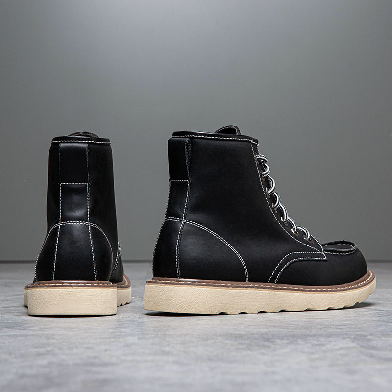 Stylish waterproof chukka boots for men, suitable for both urban and outdoor settings
