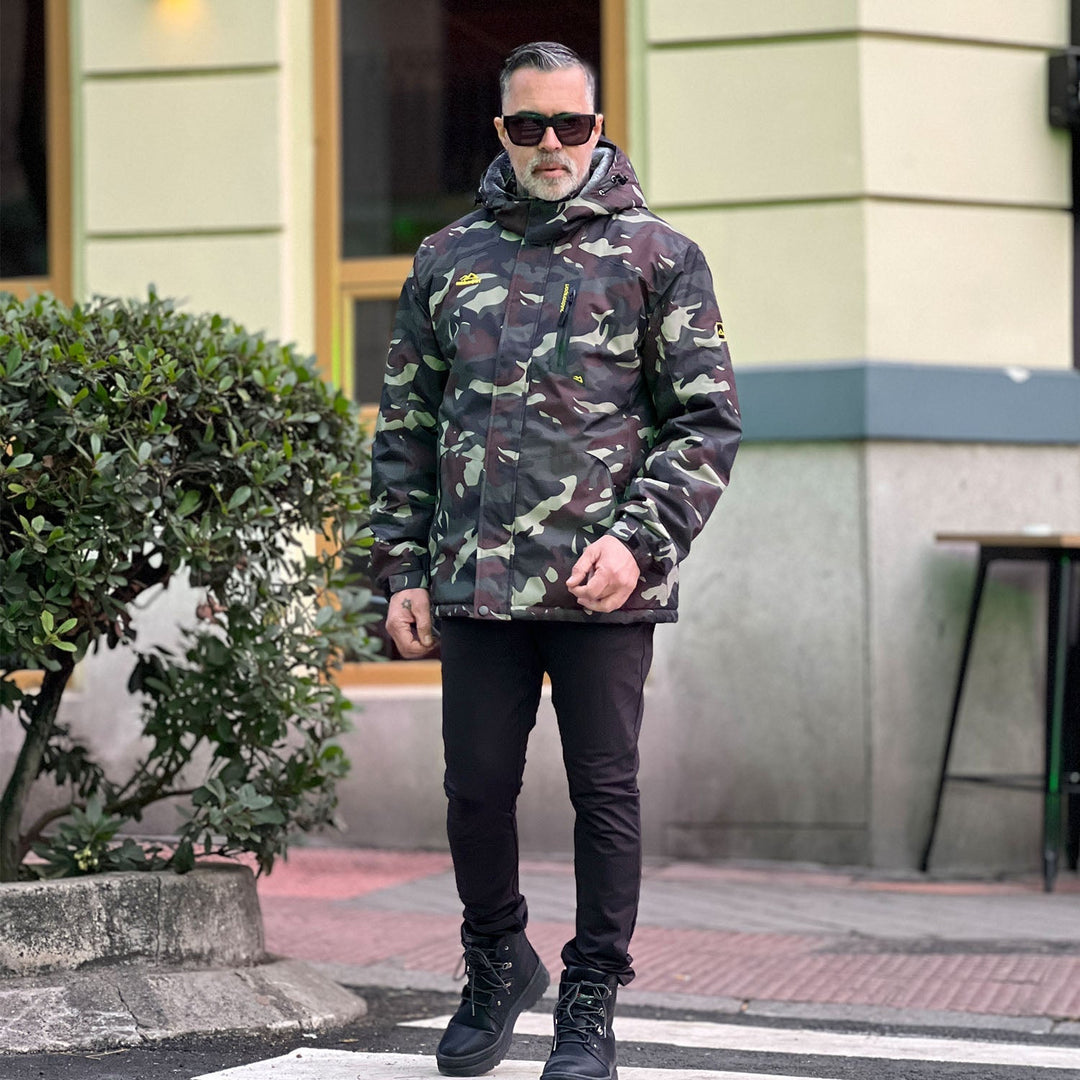 High collar of men's green ski jacket, protection from wind and snow.
