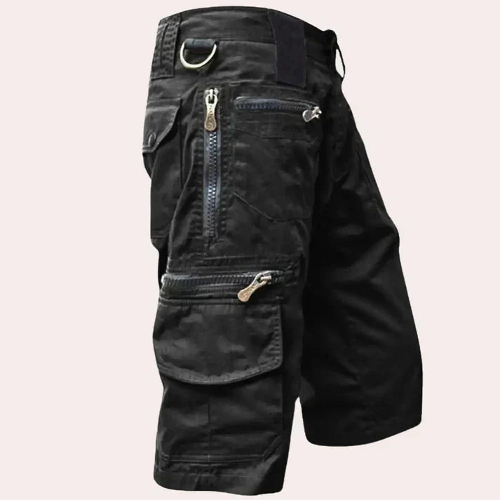 Men's Luca cargo shorts, perfect for summer comfort. Practical multi-pocket design for outdoor adventures & leisure.