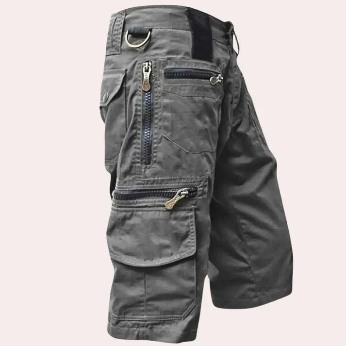 Versatile men's casual cargo shorts. Ideal for summer leisure, outdoor activities, offering functional style.