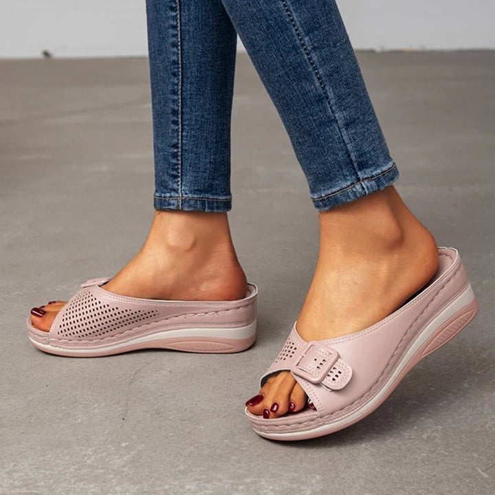 Women's Lorena orthopedic comfort shoes offer superior arch support & cushioning for happy feet.