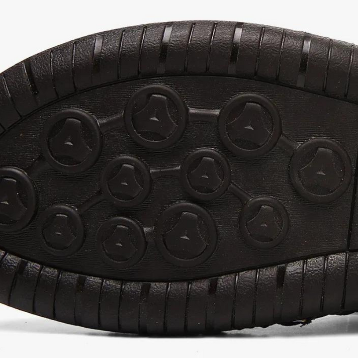 Stylish men's orthopedic comfort sandals, genuine leather, ideal for everyday casual & outdoor use.