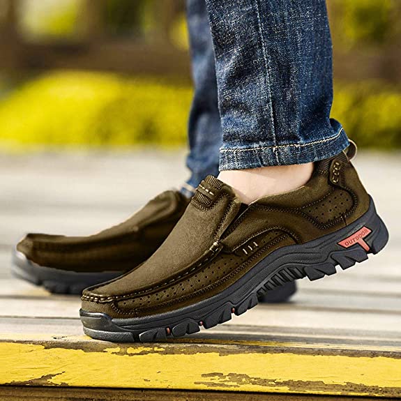 Men's comfort shoes with advanced arch support, perfect for long walks & challenging hikes.