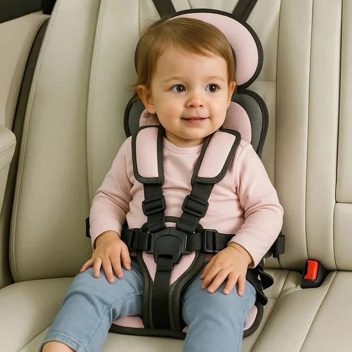 Safe & easy-to-use child portable car travel seat with a 5-point safety harness for peace of mind.