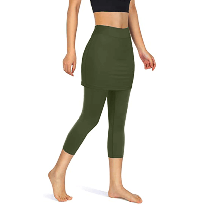 Black women's skirted leggings, an essential for comfortable and modest sportswear.