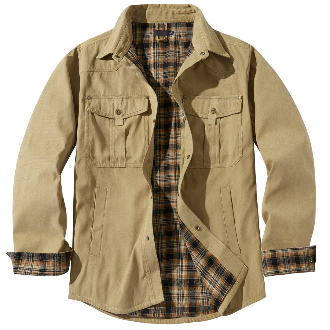 Stylish multi-season men's jacket, combining ruggedness with everyday wearability