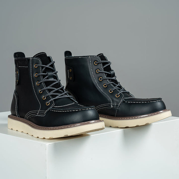 Black men's chukka boots, waterproof and durable, designed for comfort in casual settings