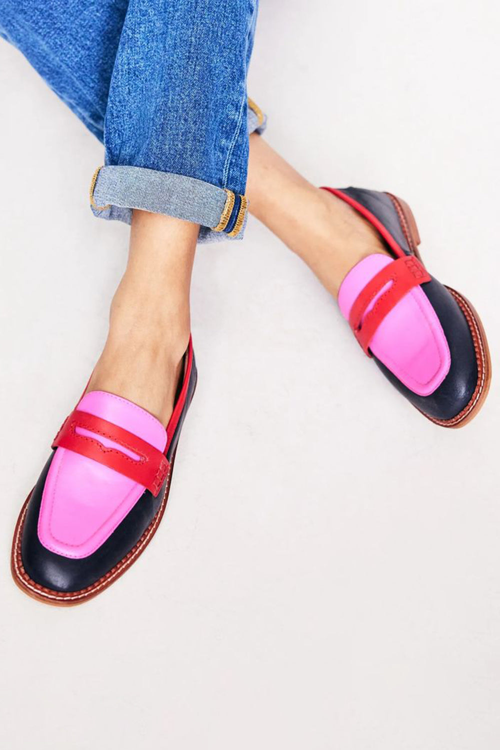 Stylish women's color block slip-on loafers. Elegant & comfortable flat shoes, perfect for casual or office fashion.