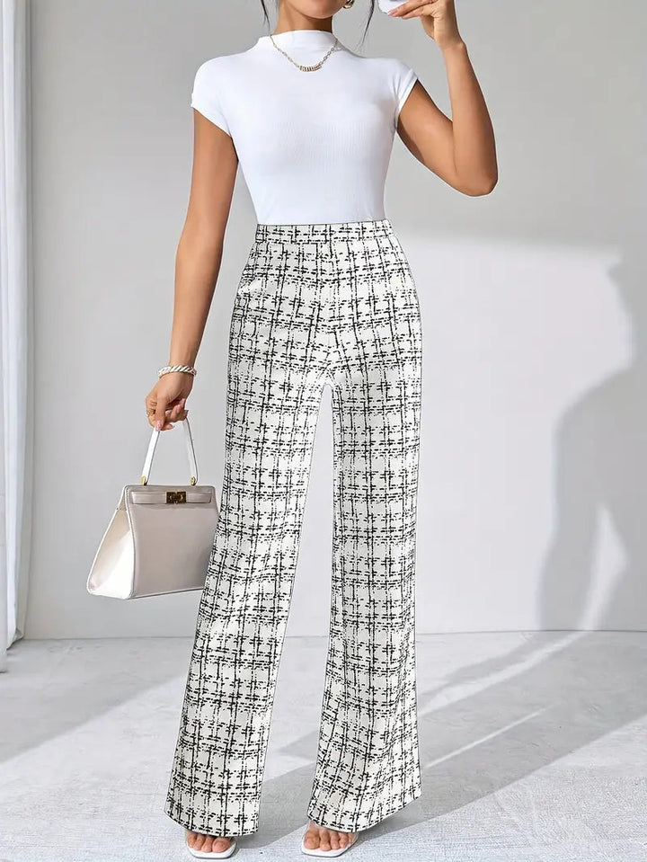 Women's plaid flared knit pants, ideal for a chic, comfortable, and casual look.