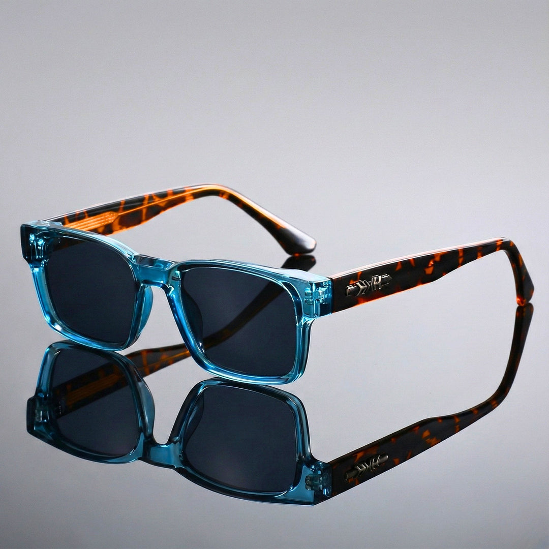 Stylish tortoiseshell square frame sunglasses, offering robust UV400 and anti-reflective protection.
