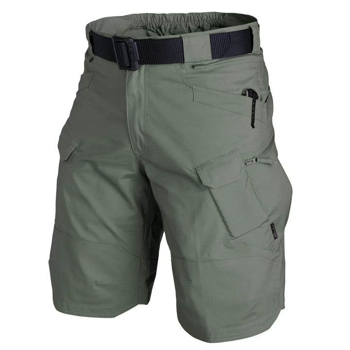 Adventure-ready men's tactical outdoor shorts, ideal for hiking & work. Durable fabric, practical multi-pocket storage.