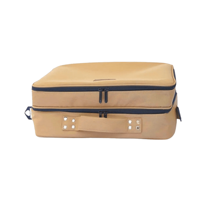 Effortless travel organizer: 20L unisex camping & picnic bag. Smart storage for all your adventure essentials.