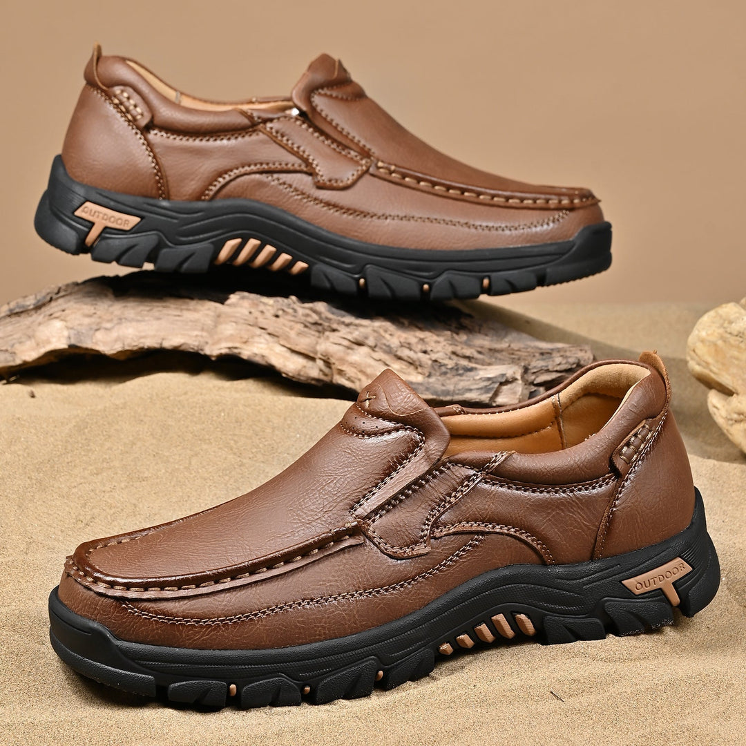 Unisex orthopedic comfort boot with arch support, brown leather, designed for prolonged wear