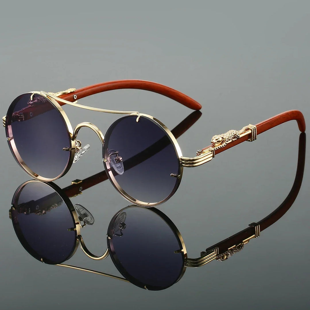 Chic square UV400 sunglasses, perfect for unisex fashion and sun protection.