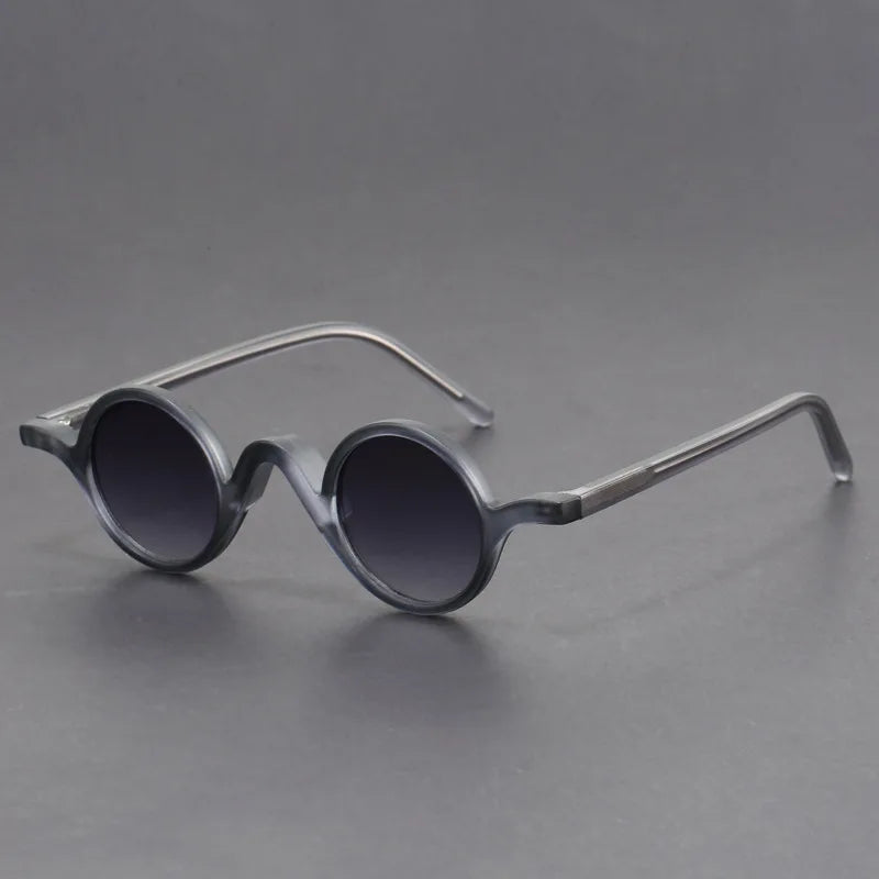 Fashionable gradient lens Asymmetric UV400 Sunglasses, unisex, side view, bold eyewear style