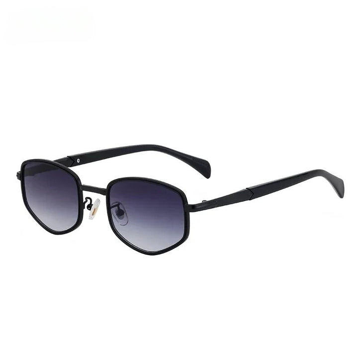 Unisex black classic frame sunglasses, polarized lenses, ideal for fashion and sun protection