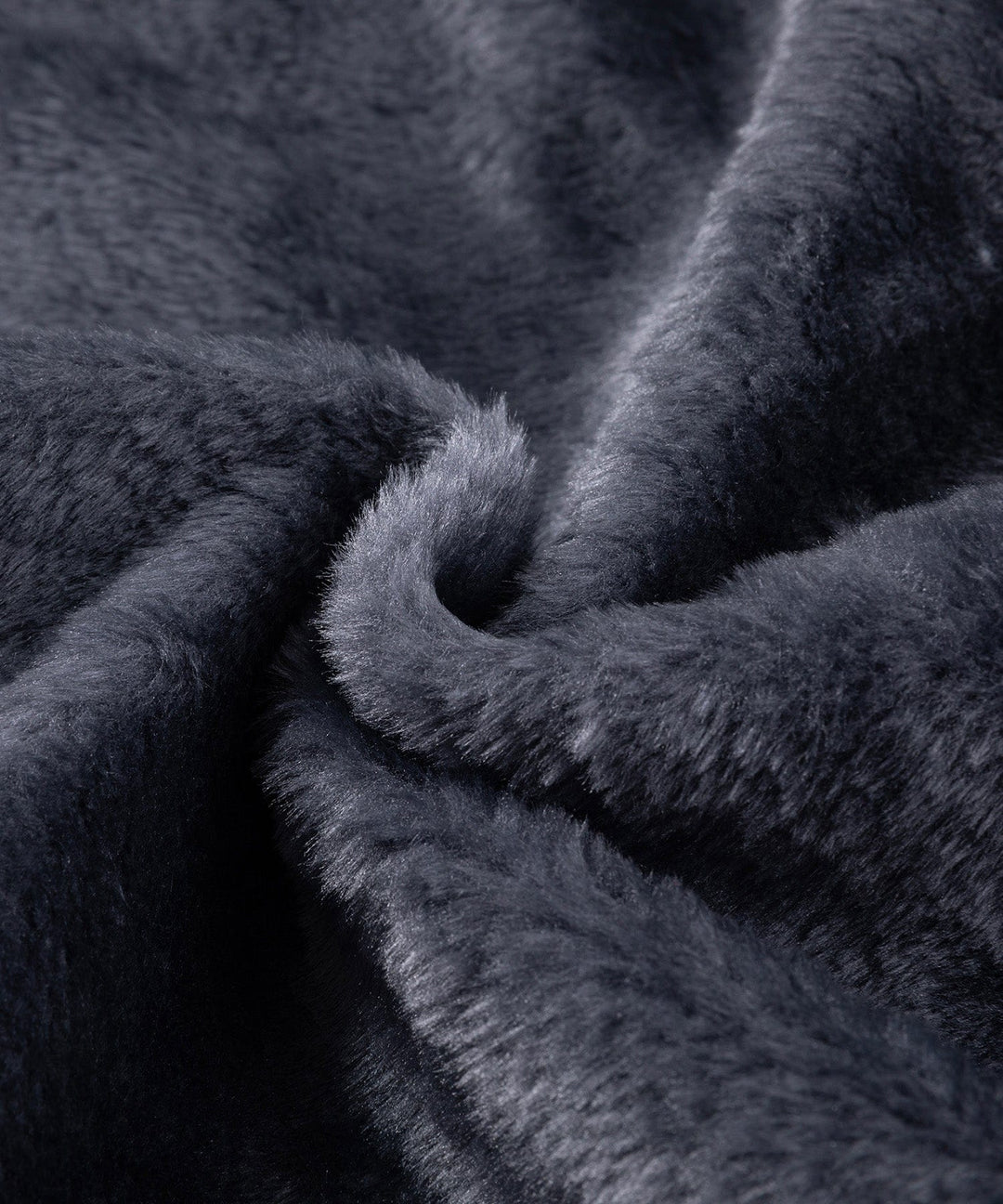 Unisex insulated jacket, featuring a blend of synthetic insulation & unique glacier artistry for winter.