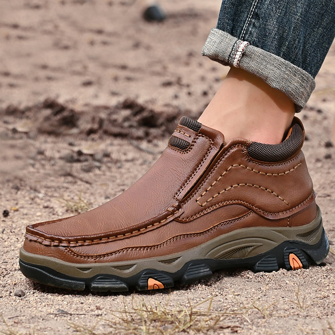 Unisex high top comfort shoes, ideal for daily wear and posture support