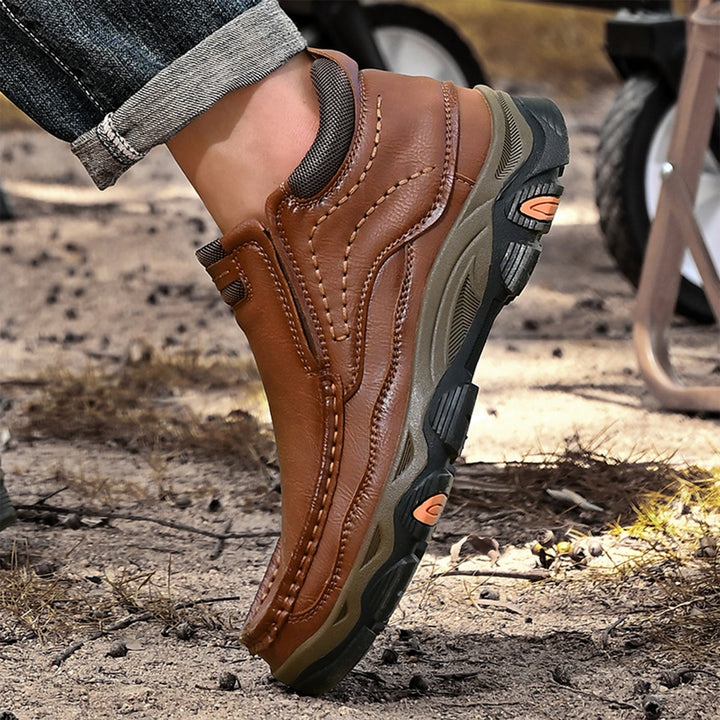Unisex high top shoes with robust design for enhanced posture support
