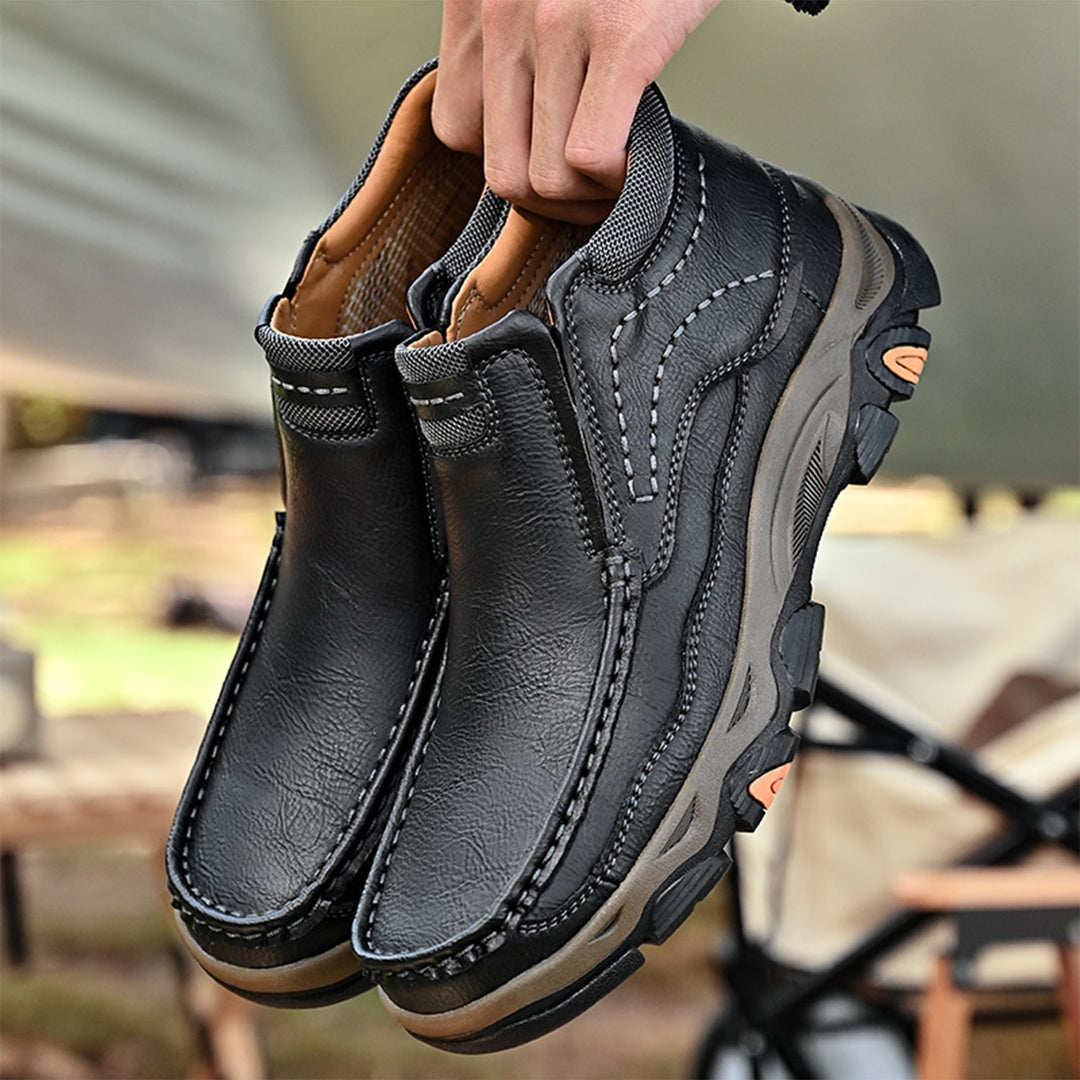 Close-up of the slip-resistant sole on unisex high top comfort shoes