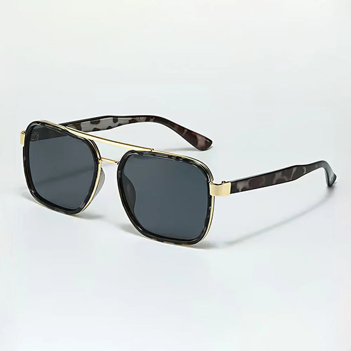 Close-up of Unisex Lecce square sunglasses, highlighting the elegant tortoiseshell frame and UV protection.