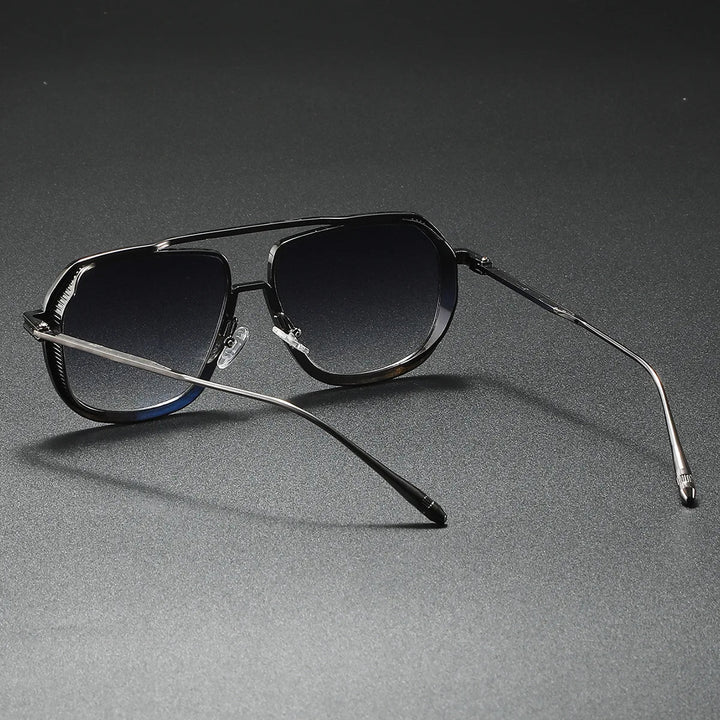 High-quality aviator sunglasses, unisex and luxurious. Features UV400 lenses and durable metal frame.