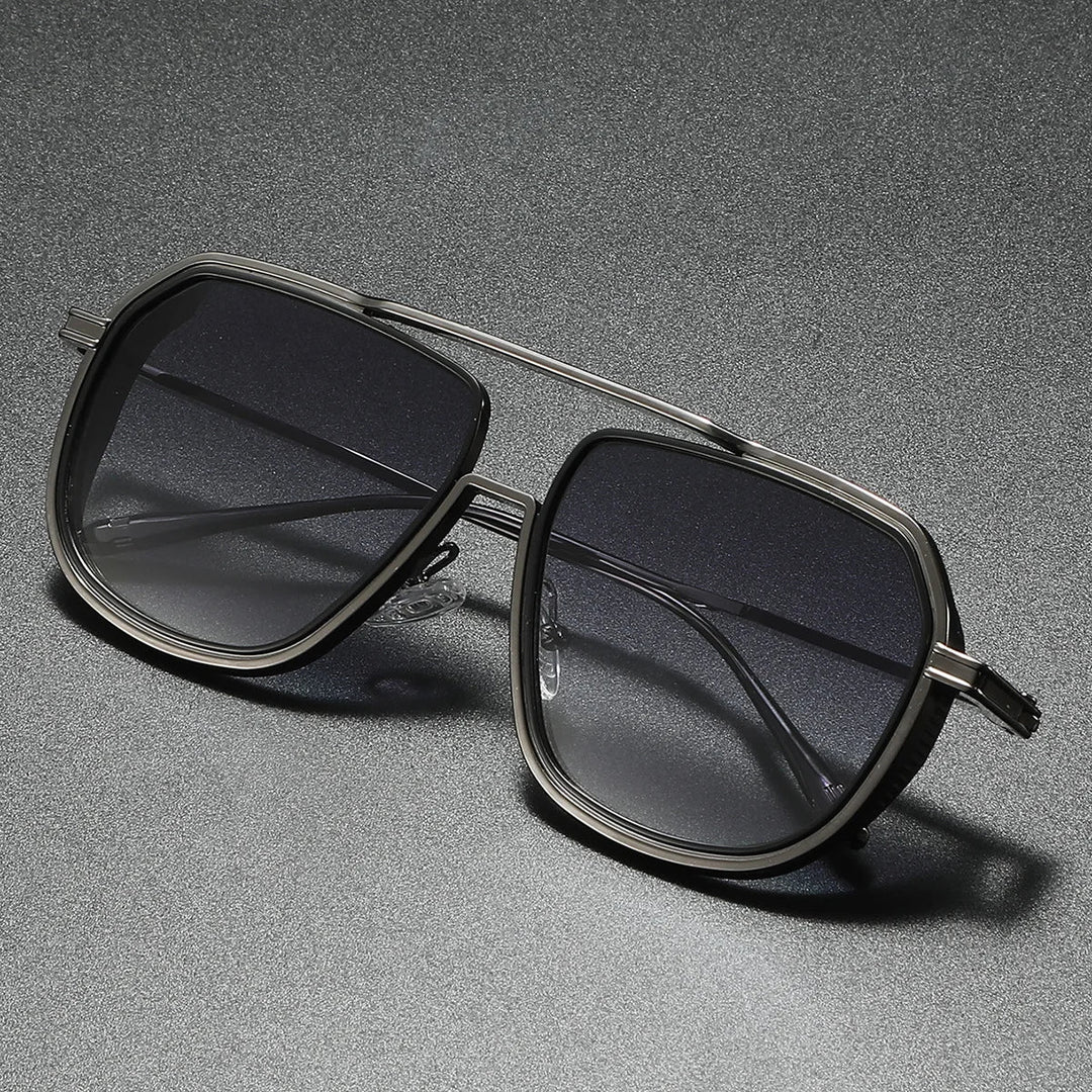 Fashionable unisex aviator sunglasses with gradient lenses. Luxury eyewear ensuring UV400 protection.