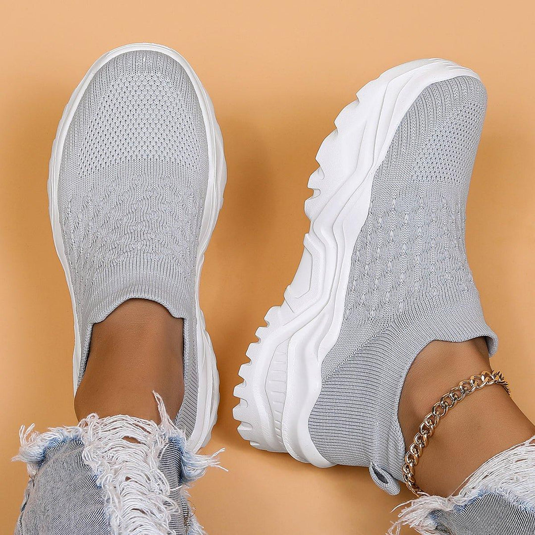 Gray and white cloud slip-on shoes with orthopedic features, suitable for men and women