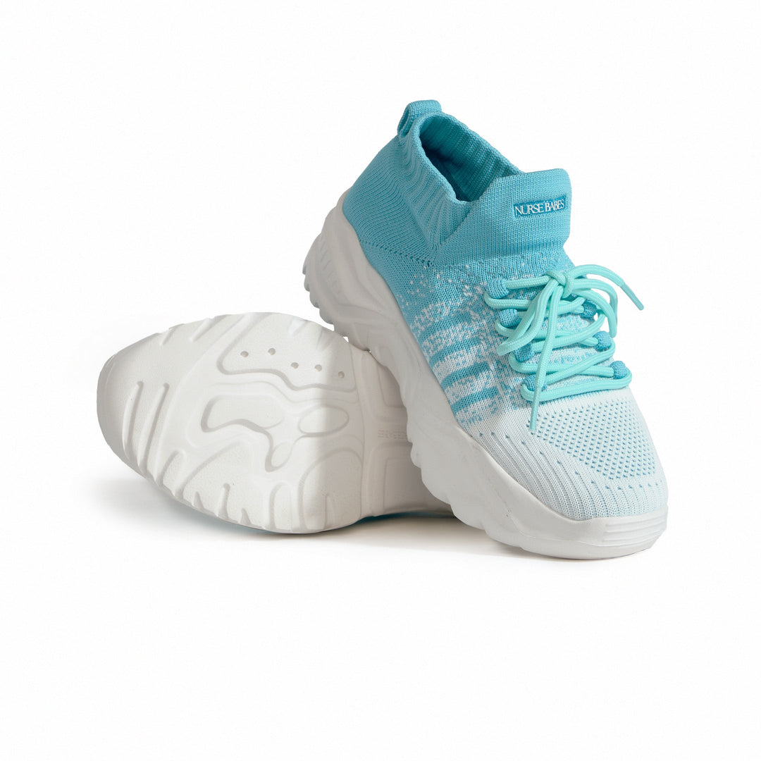 Detail of orthopedic shoe's anti-slip sole, ensuring safety and stability on various surfaces