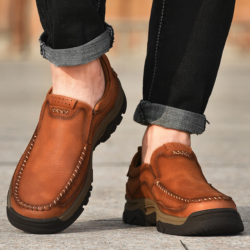 Slip-resistant Unisex Orthopedic Transition Boots in black, ideal for various terrains.