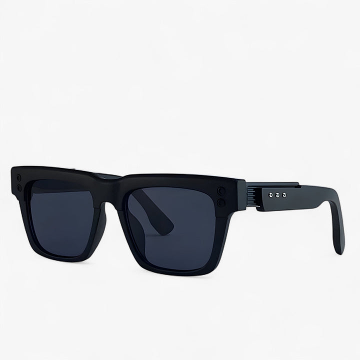 Durable unisex polarized steampunk sunglasses, perfect for travel & everyday wear.