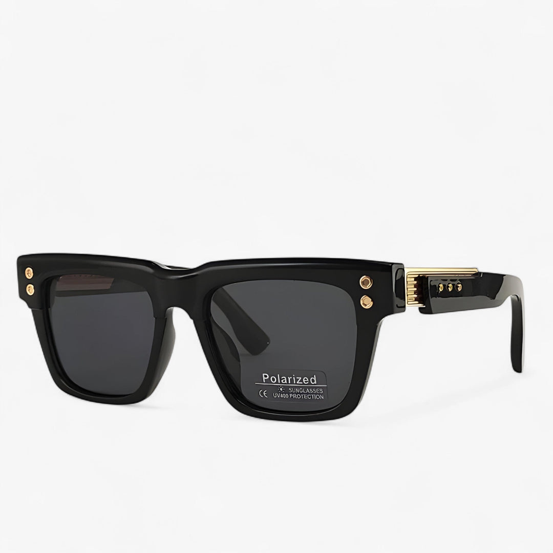 Fashionable unisex steampunk sunglasses with UV protection, ideal for any outfit.