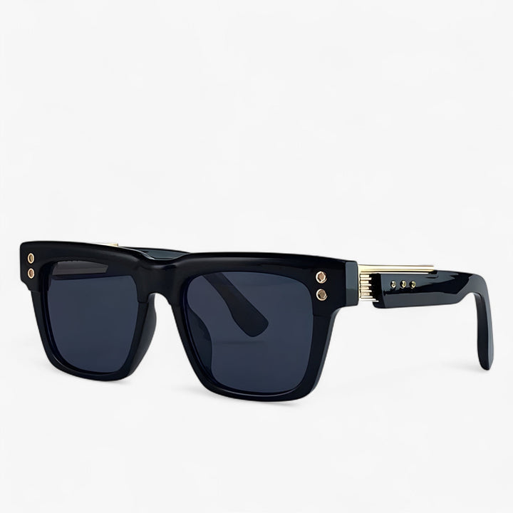 Polarized steampunk eyewear for men and women, offering vintage style & clear vision.