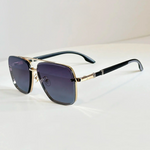 Black / Gold
