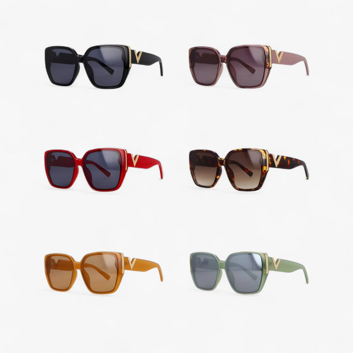 Unisex V-shaped mirrored sunglasses, a bold accessory for futuristic fashion lovers.