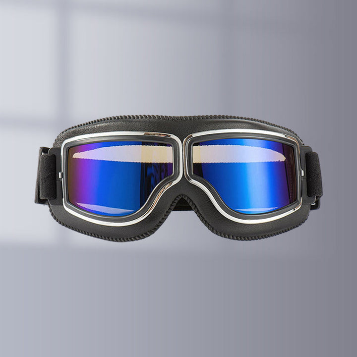 Unisex vintage riding goggles for motorcyclists, ensuring comfort & eye safety on the road. Retro eyewear.
